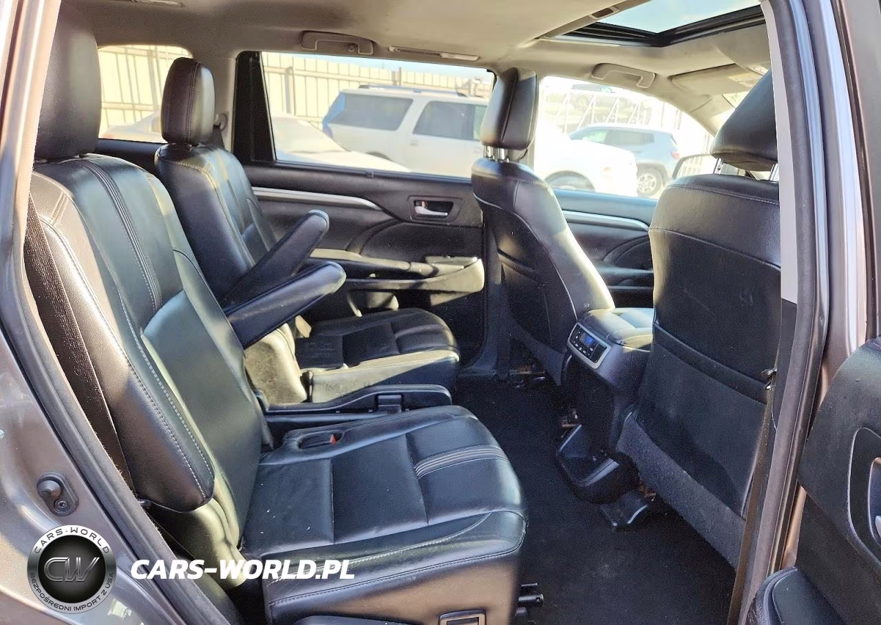 2018 Toyota Highlander Se VIN:5TDJZRFH6JS552192 - 10