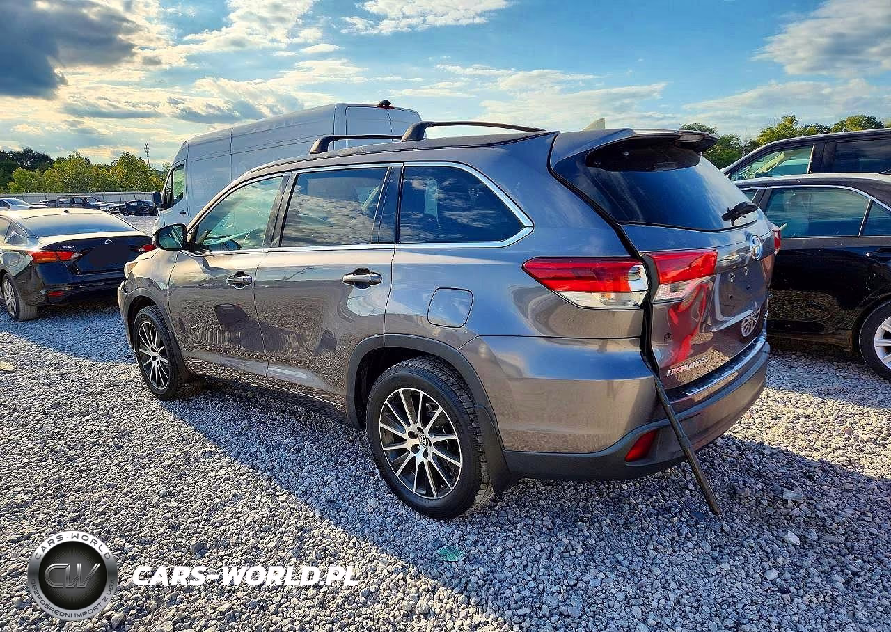 2018 Toyota Highlander Se VIN:5TDJZRFH6JS552192 - 2