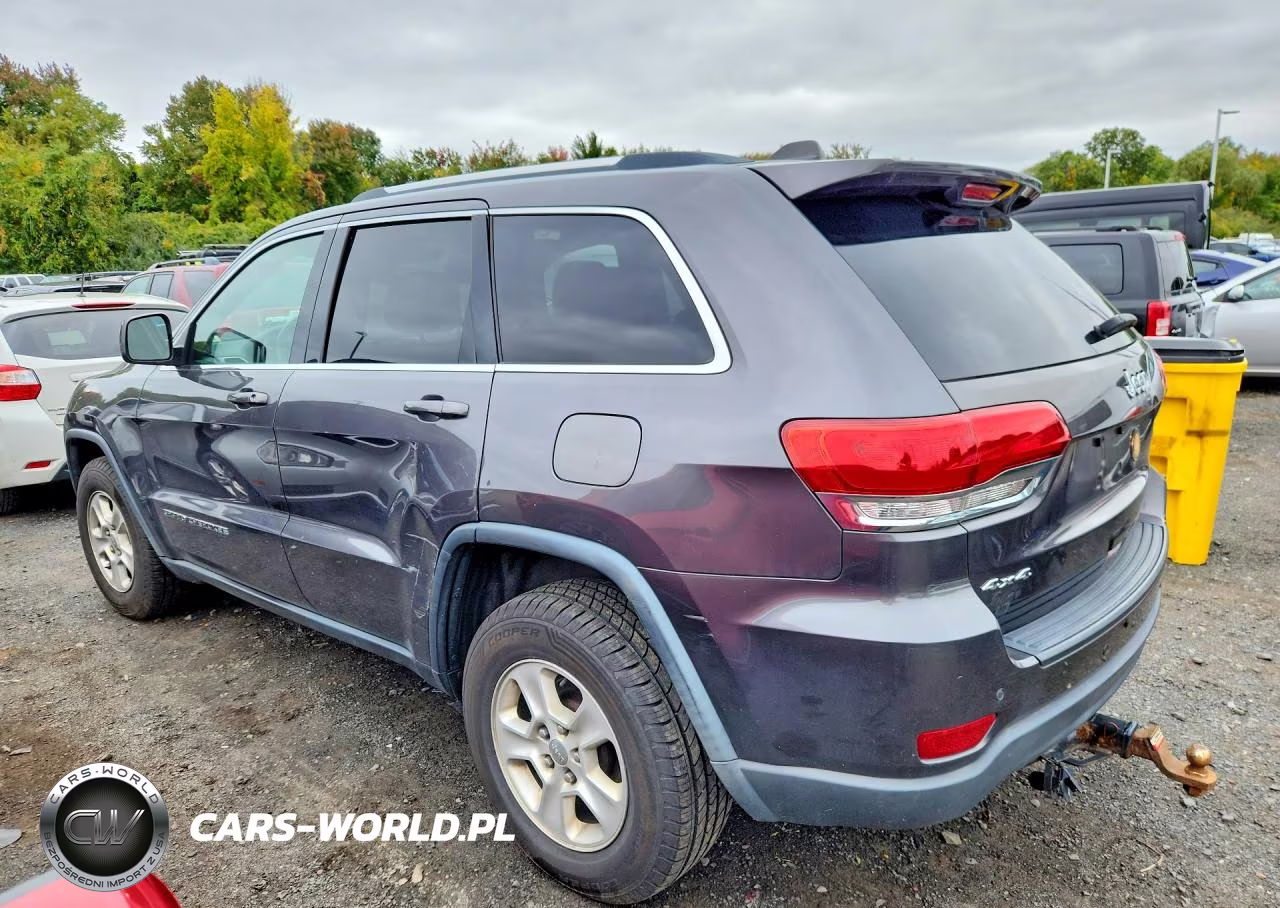 2017 Jeep Grand Cherokee Laredo VIN:1C4RJFAG3HC700897 - 2
