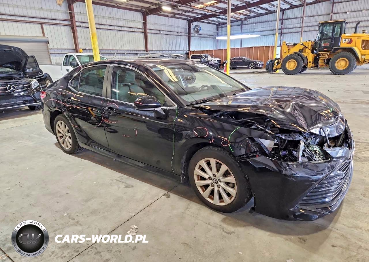 2020 Toyota Camry Le VIN:4T1C11AK8LU908334 - 4
