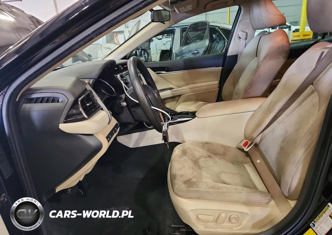 2020 Toyota Camry Le VIN:4T1C11AK8LU908334 - 7