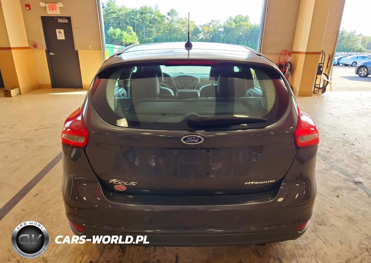 2016 Ford Focus Titanium VIN:1FADP3N20GL323424 - 6