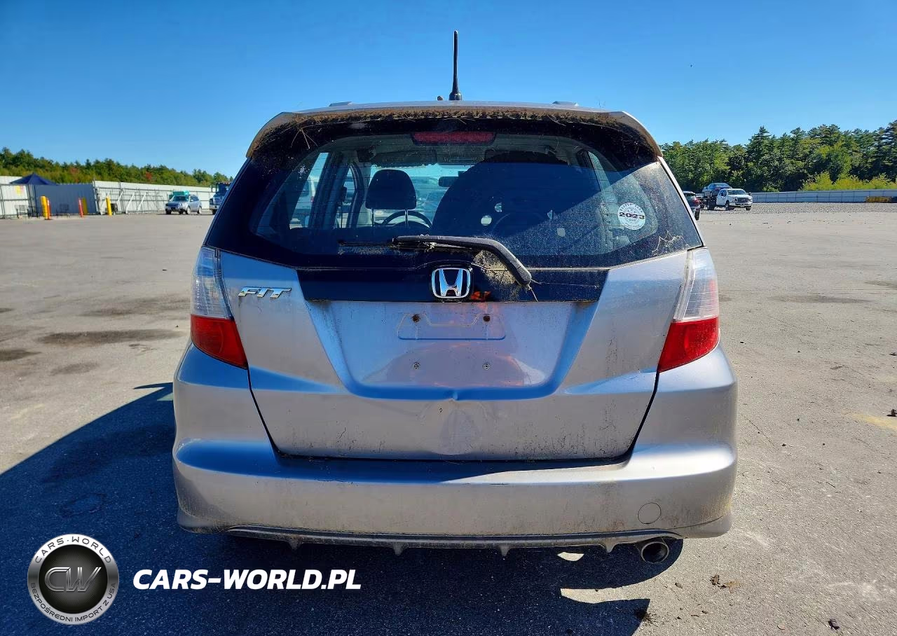 2010 Honda Fit Sport VIN:JHMGE8H44AC005058 - 6
