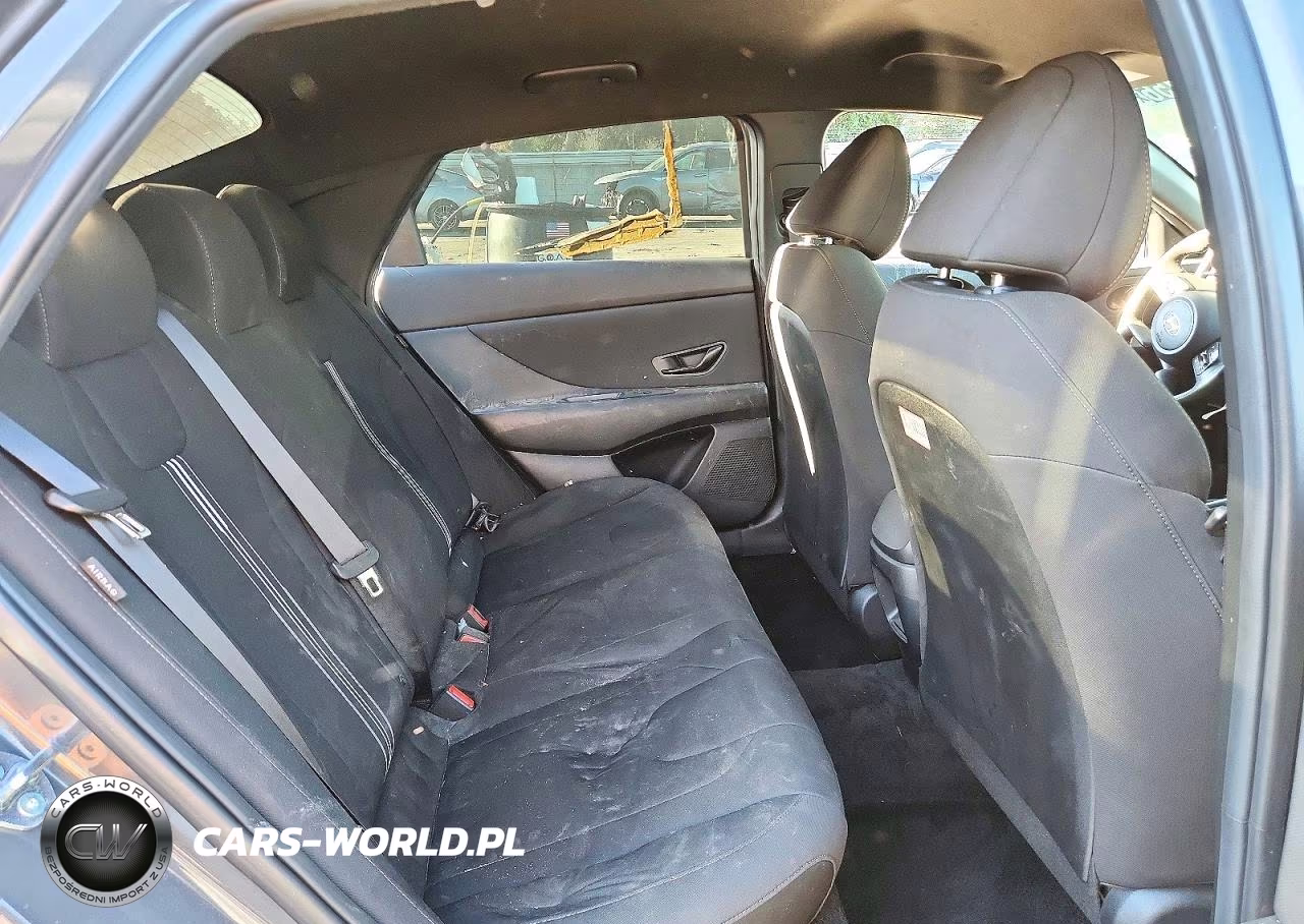 2025 Hyundai Elantra Sel Sport VIN:KMHLM4DG3SU934788 - 10