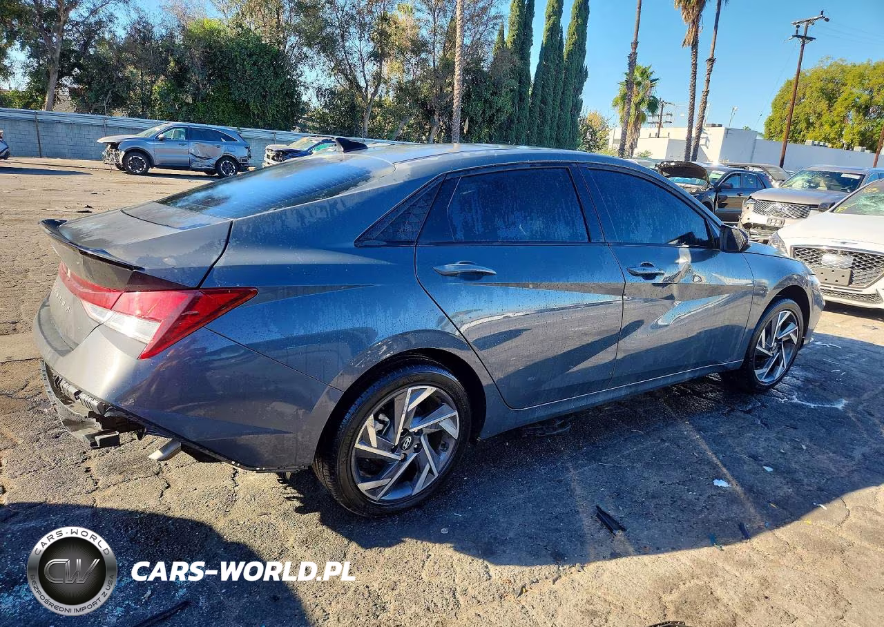 2025 Hyundai Elantra Sel Sport VIN:KMHLM4DG3SU934788 - 3