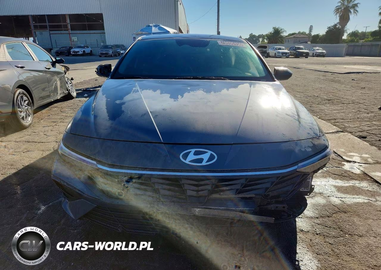 2025 Hyundai Elantra Sel Sport VIN:KMHLM4DG3SU934788 - 5