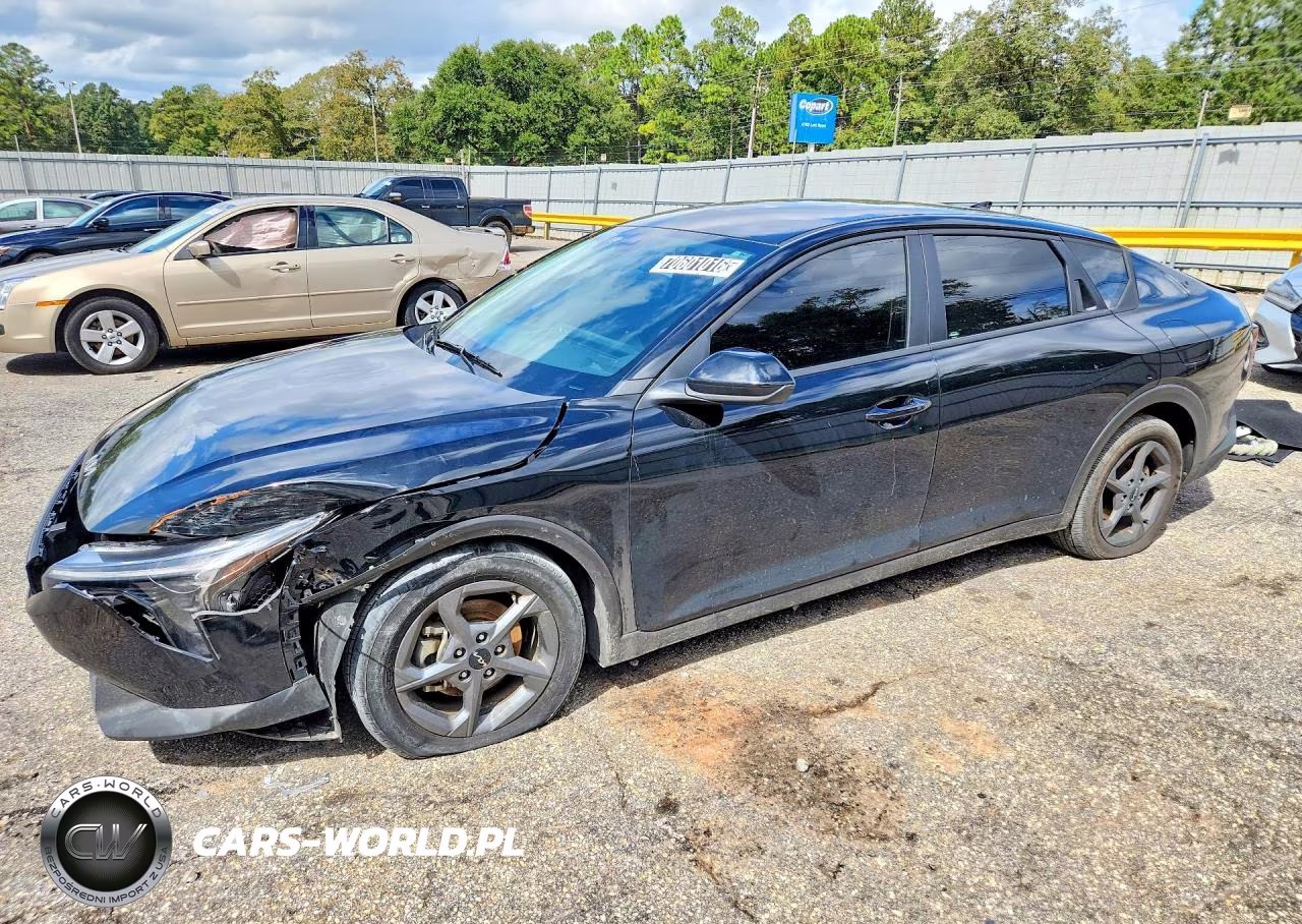 2025 Kia K4 Lxs VIN:3KPFT4DEXSE139481 - 1