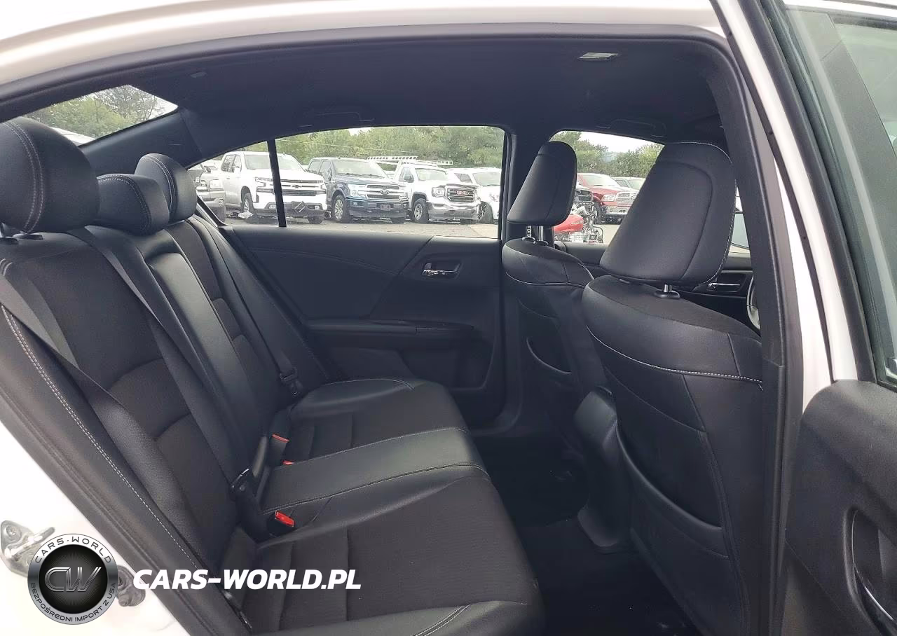 2017 Honda Accord Sport VIN:1HGCR2F53HA308157 - 10
