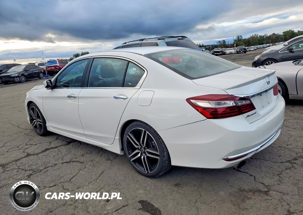 2017 Honda Accord Sport VIN:1HGCR2F53HA308157 - 2