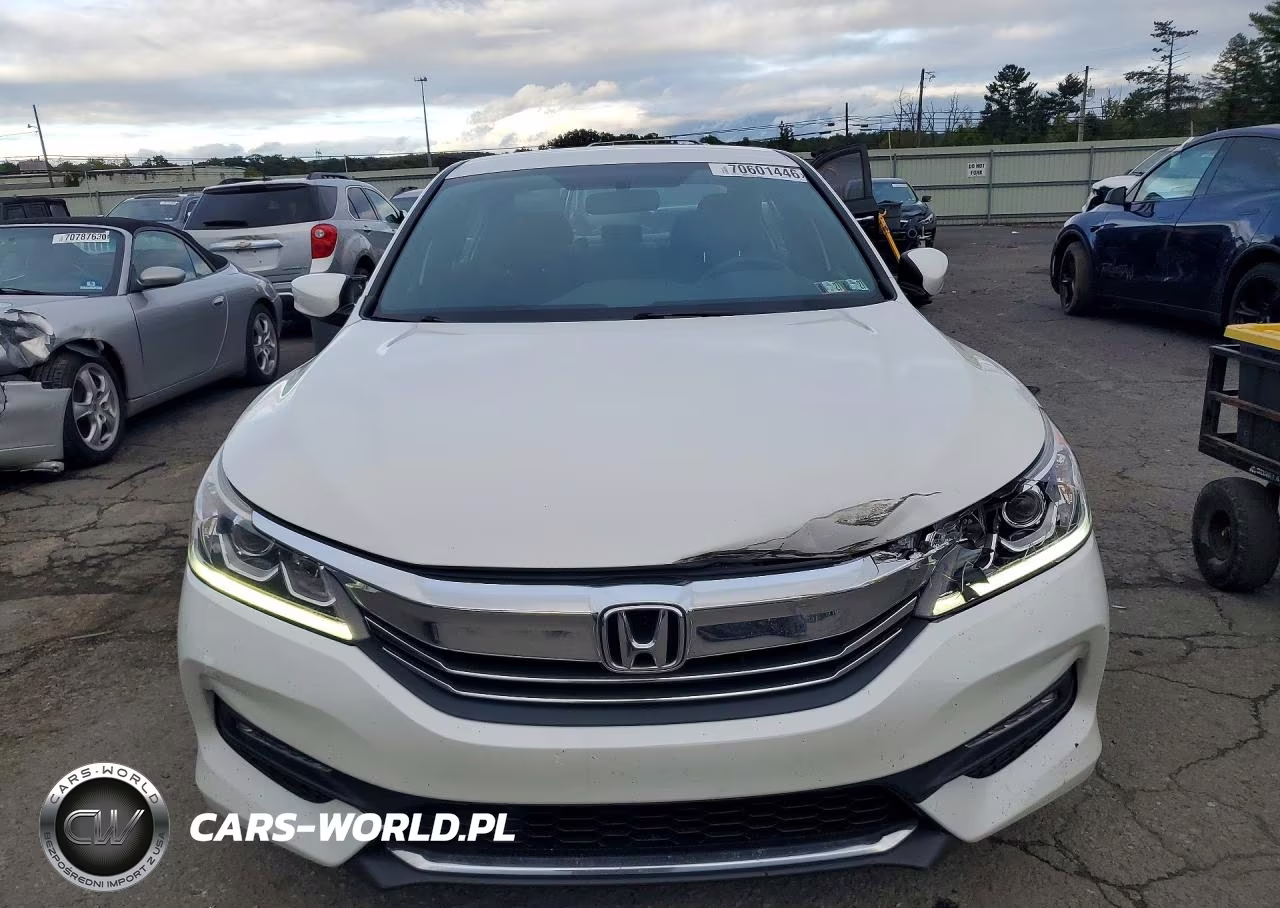 2017 Honda Accord Sport VIN:1HGCR2F53HA308157 - 5