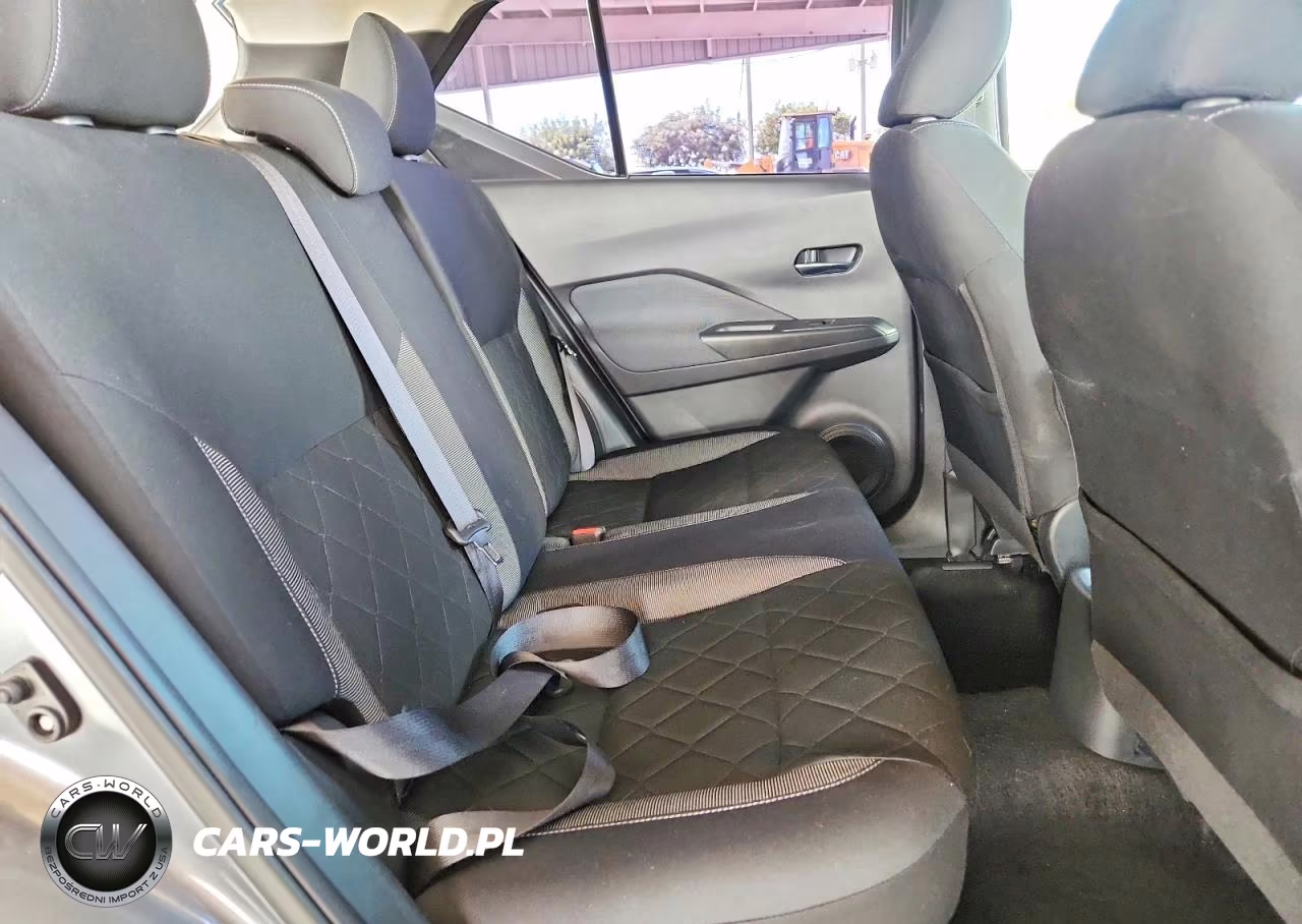 2019 Nissan Kicks Sv VIN:3N1CP5CUXKL543420 - 11