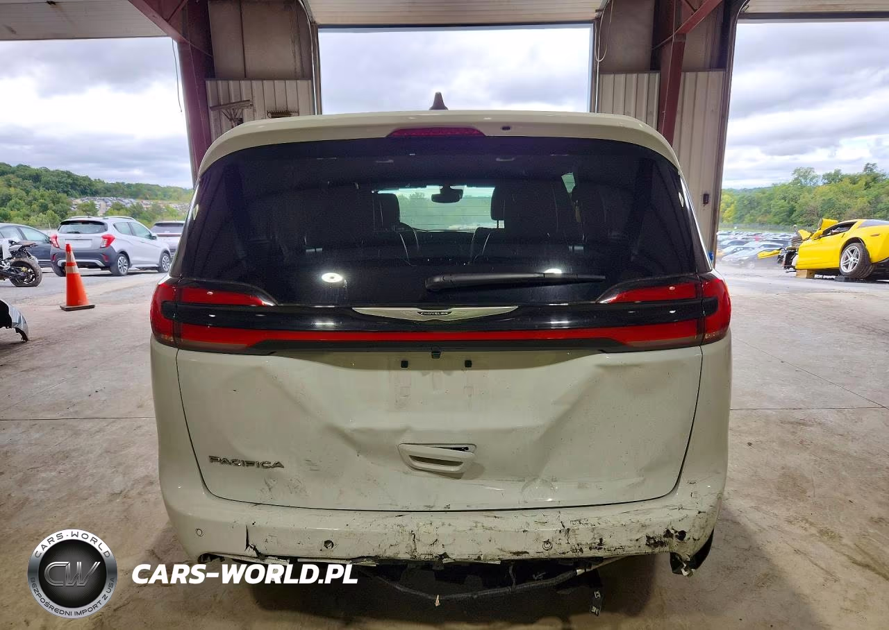 2026 Chrysler Pacifica Select VIN:2C4RC1BG0TR191198 - 6
