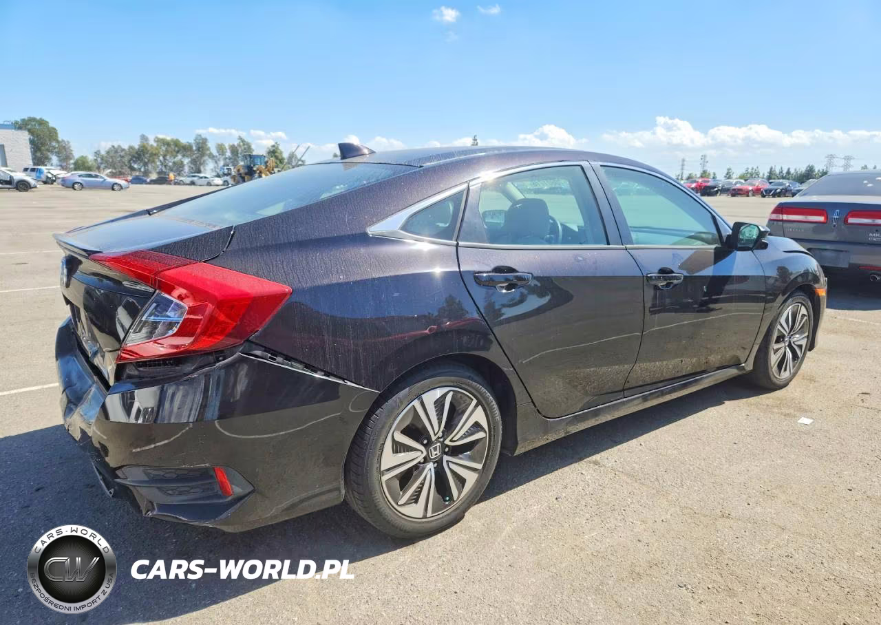 2017 Honda Civic Ex VIN:2HGFC1F37HH647402 - 3