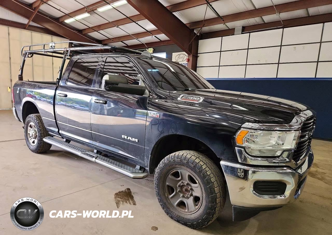 2019 Ram 2500 Big Horn VIN:3C6UR5DJ5KG693886 - 4