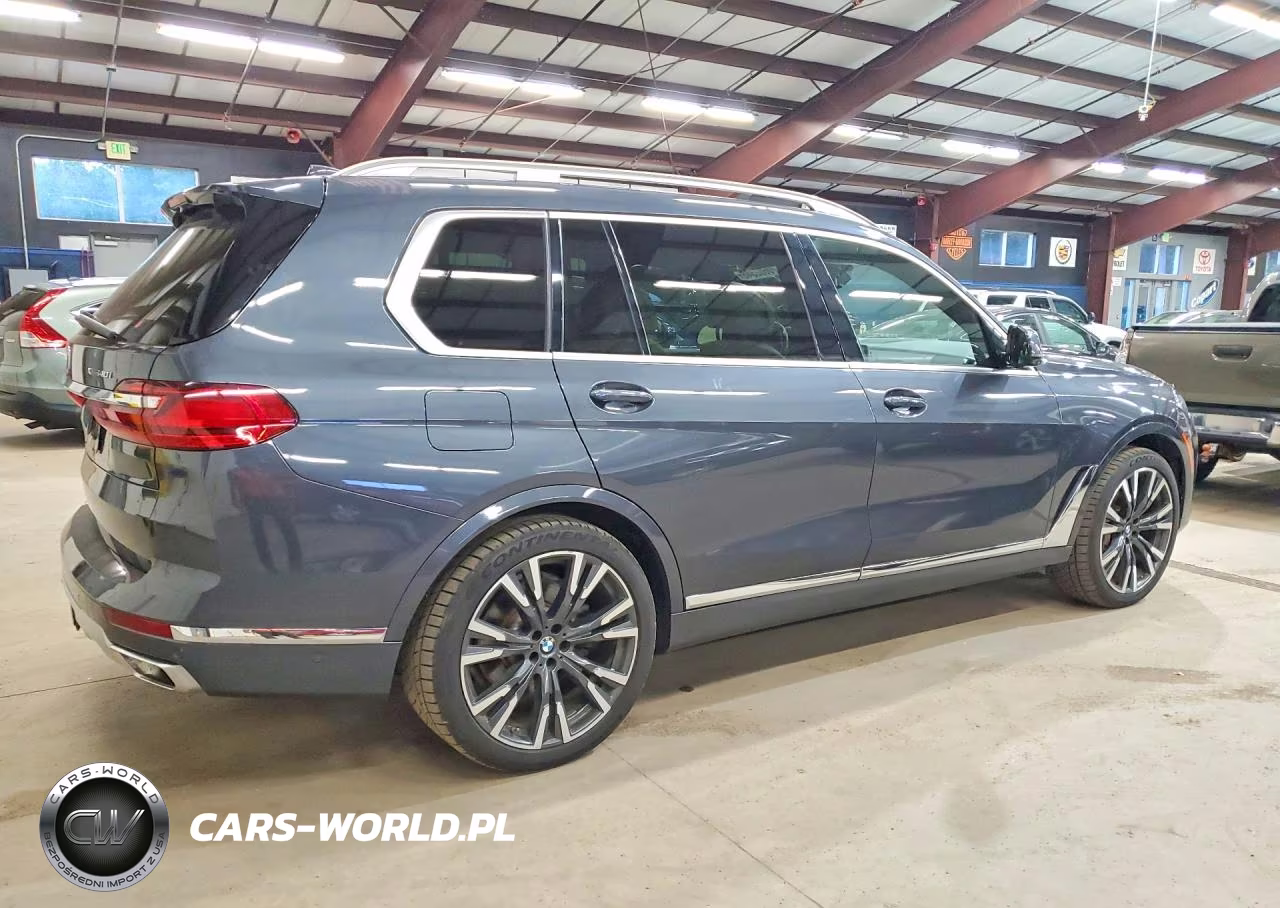 2019 BMW X7 xDrive40I VIN:5UXCW2C52KLB43548 - 3