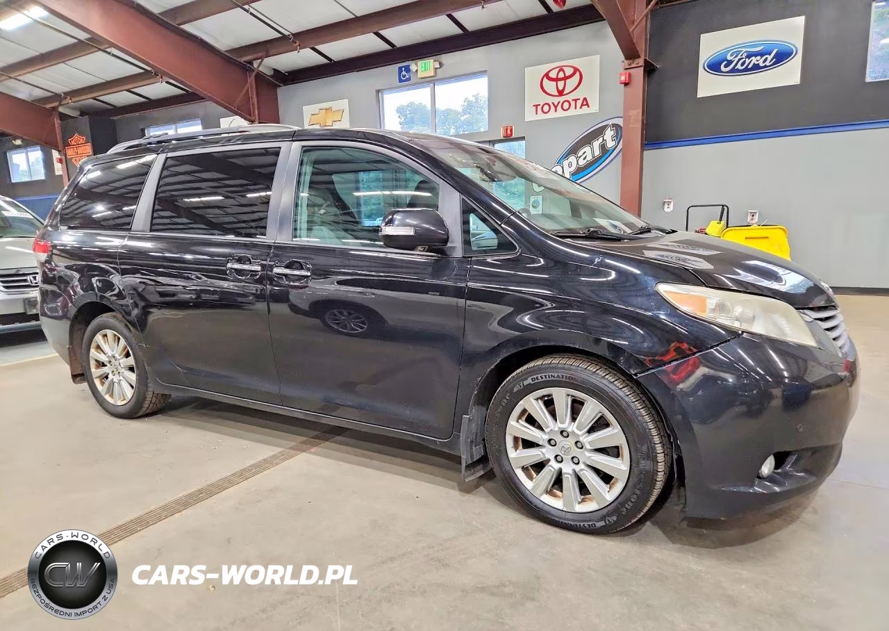 2013 Toyota Sienna Limited 7-Passenger VIN:5TDDK3DC7DS066890 - 4