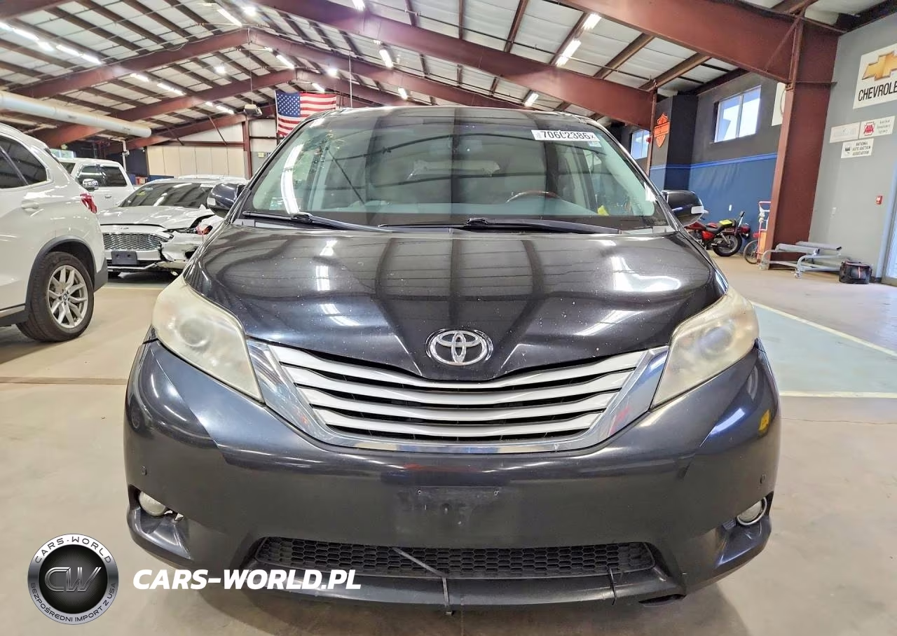 2013 Toyota Sienna Limited 7-Passenger VIN:5TDDK3DC7DS066890 - 5
