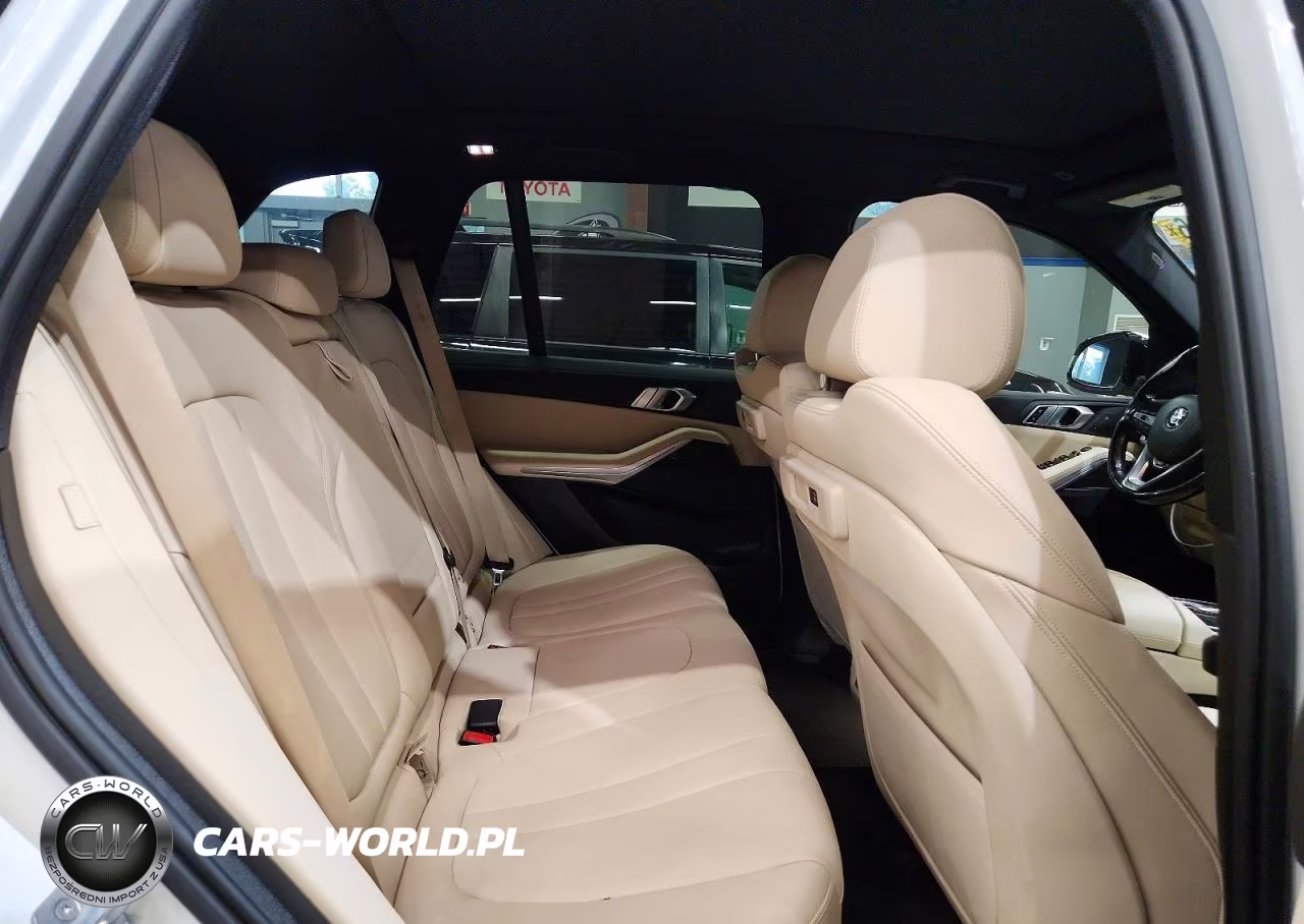 2020 BMW X5 xDrive40I VIN:5UXCR6C07LLL66086 - 11