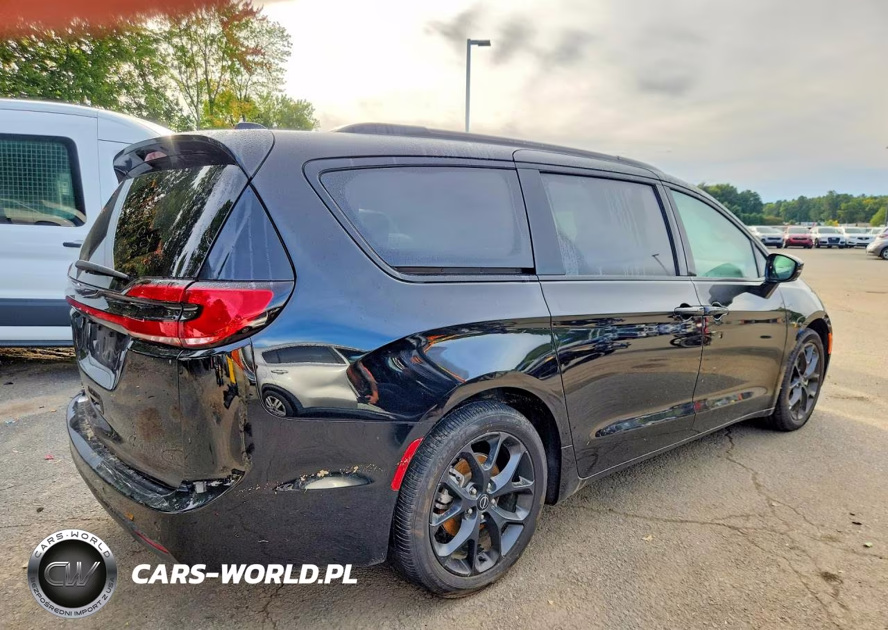 2026 Chrysler Pacifica Select VIN:2C4RC1BG6TR267569 - 3
