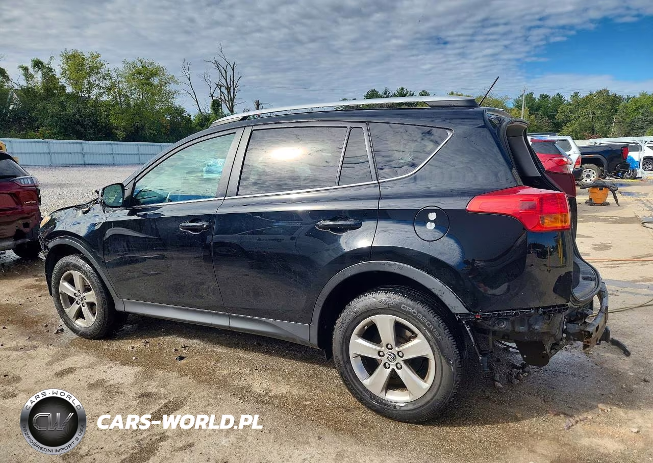2015 Toyota Rav4 Xle VIN:2T3RFREV5FW385641 - 2