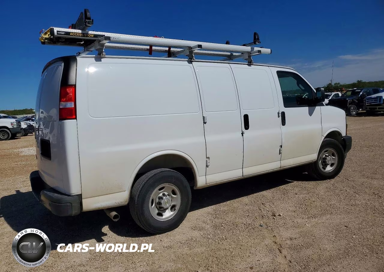 2025 Chevrolet Express G2500 VIN:1GCWGAFP0S1100256 - 3