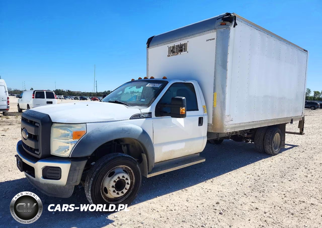 2016 Ford F450 Super Duty Box Truck