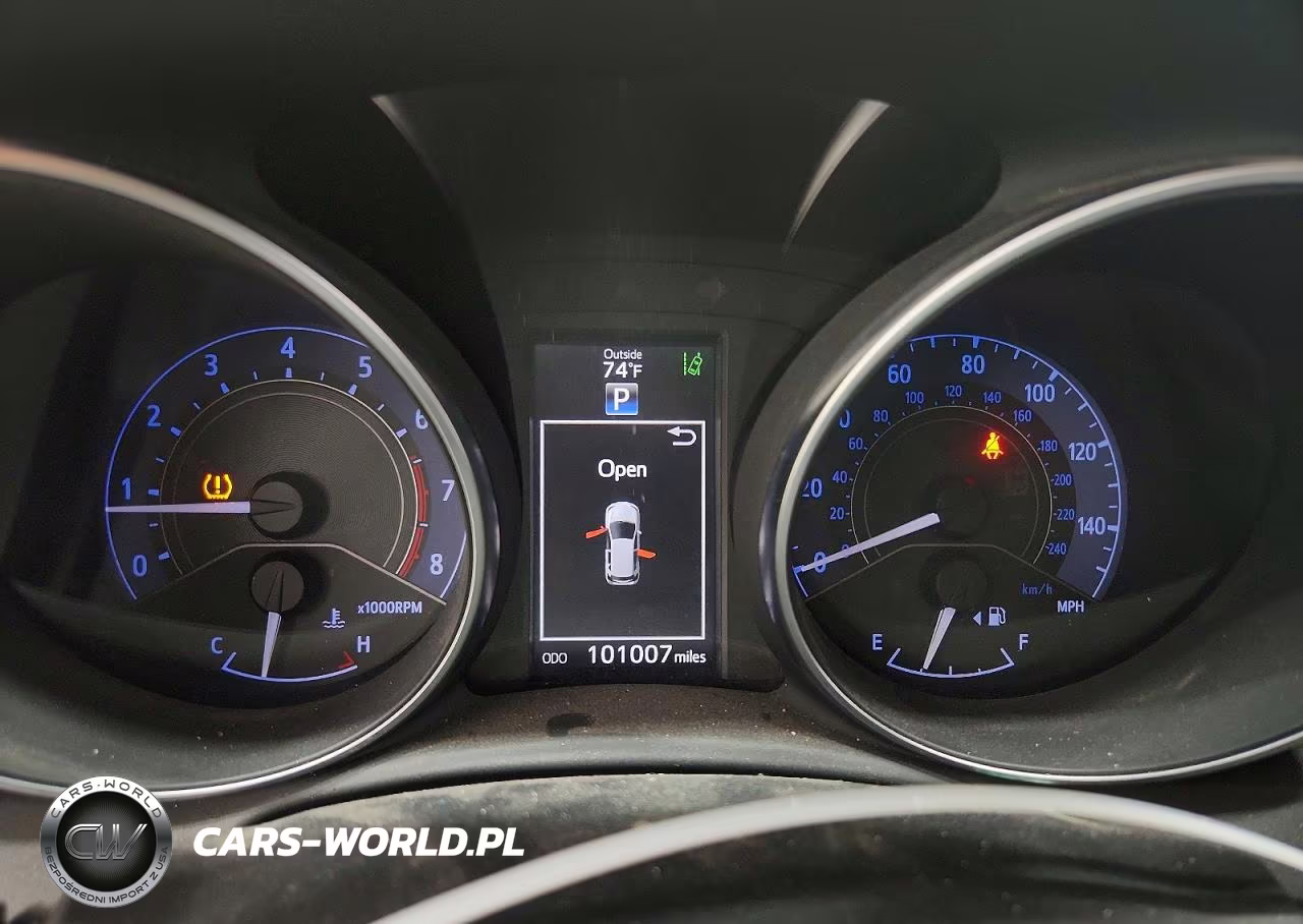 2018 Toyota Corolla Im Base VIN:JTNKARJE2JJ570111 - 9