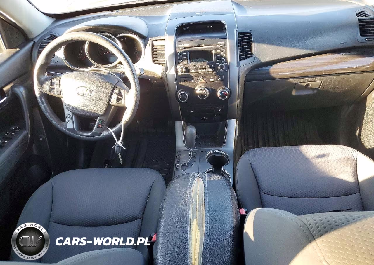 2012 Kia Sorento Lx VIN:5XYKT3A6XCG201763 - 8