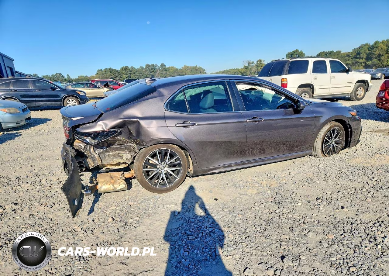 2021 Toyota Camry Se VIN:4T1G11AK2MU463205 - 3