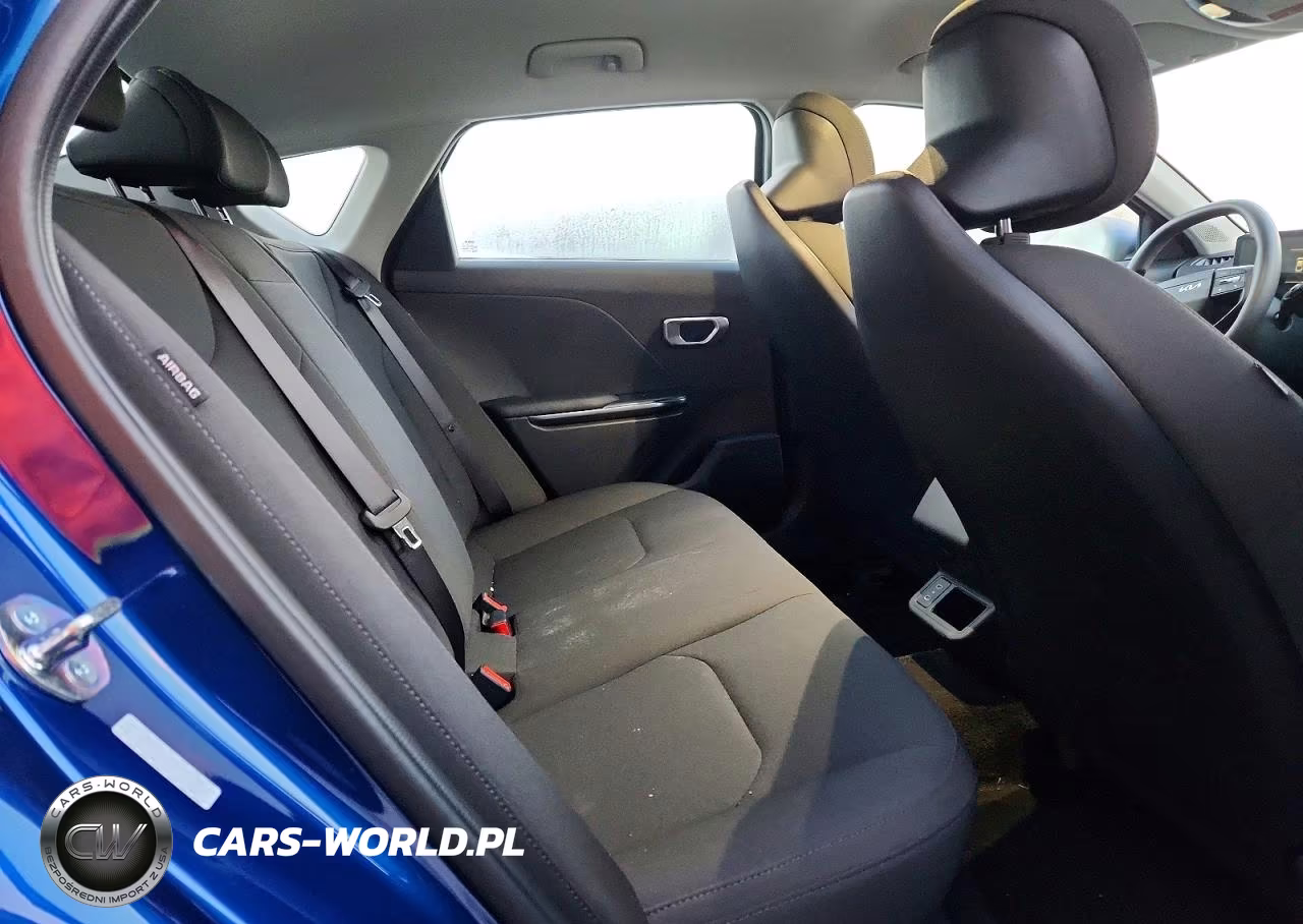 2026 Kia K4 Lxs VIN:3KPFT4DE7TE373949 - 10
