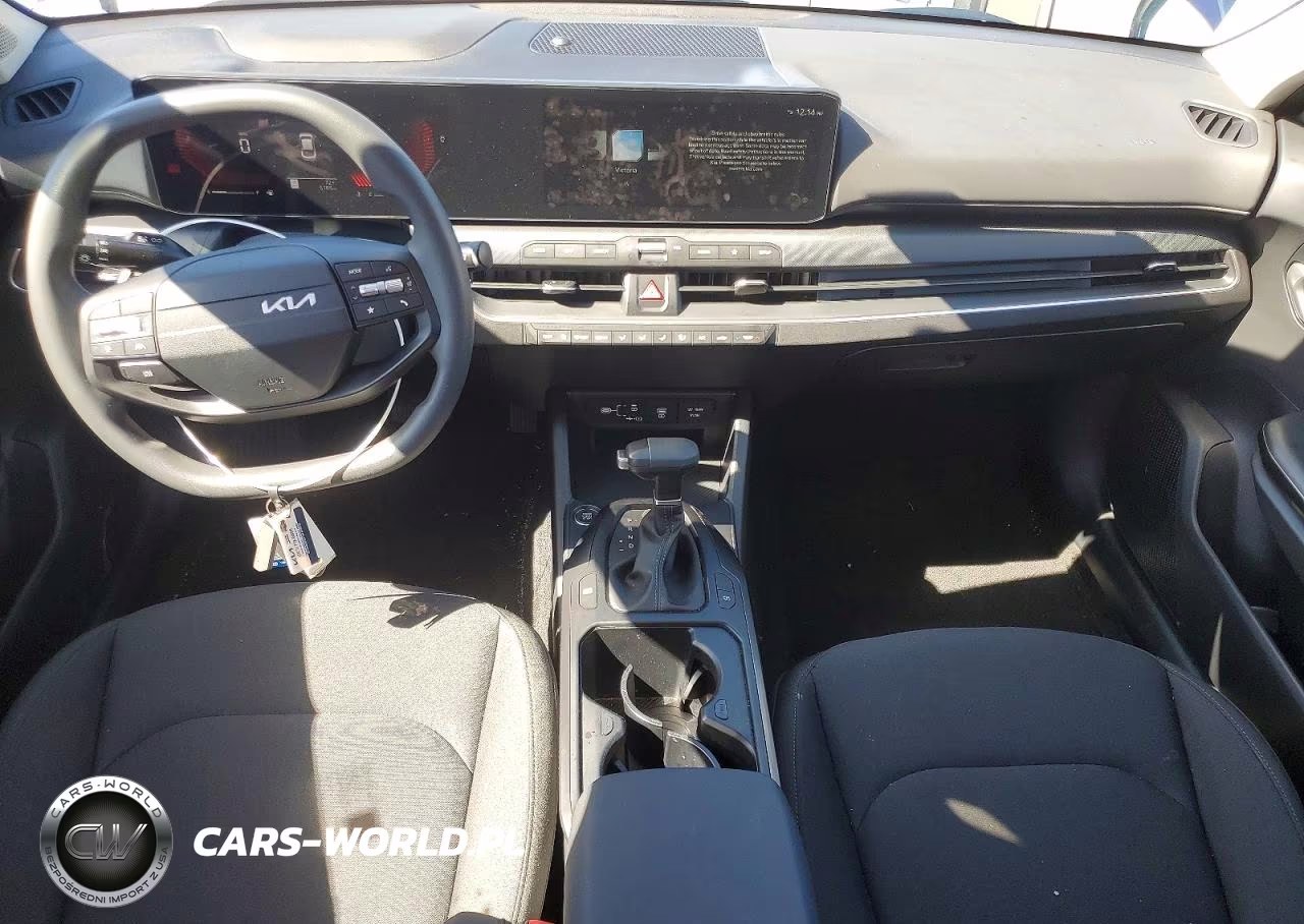 2026 Kia K4 Lxs VIN:3KPFT4DE7TE373949 - 8