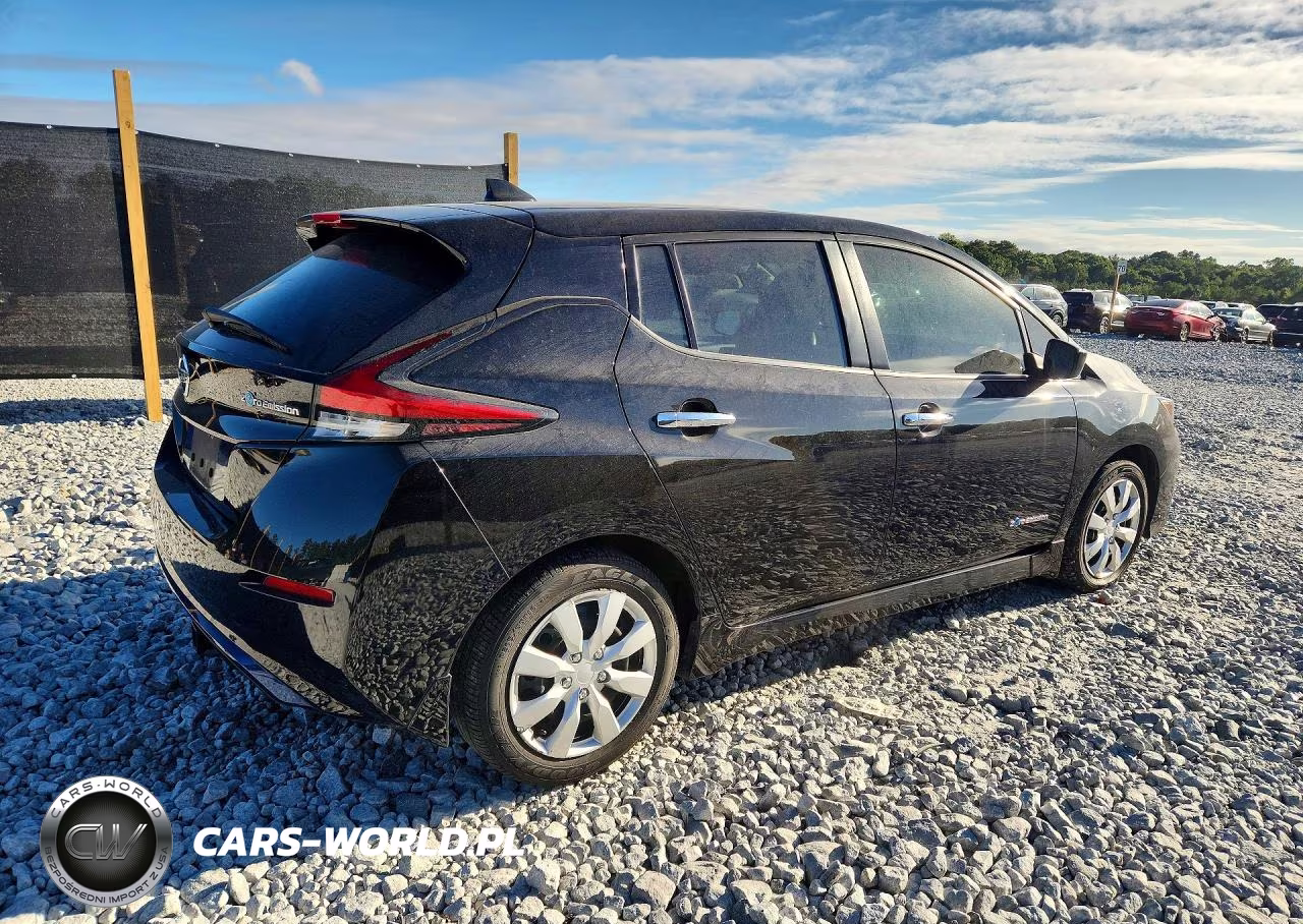 2018 Nissan Leaf S VIN:1N4AZ1CP9JC300778 - 3