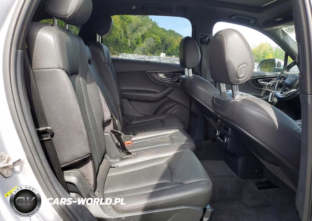 2017 Audi Q7 Premium Plus VIN:WA1LAAF72HD029003 - 11