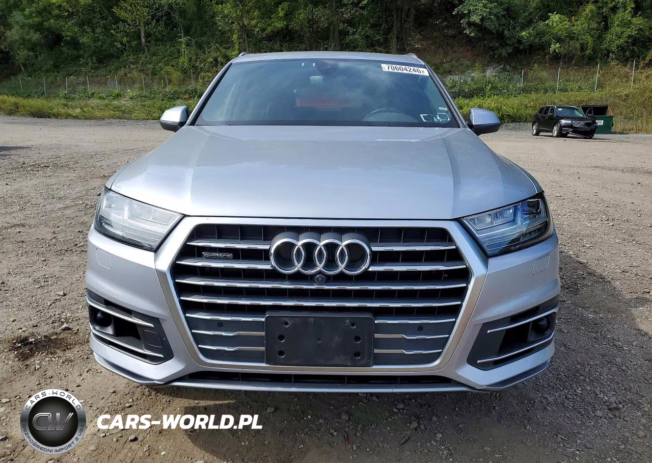 2017 Audi Q7 Premium Plus VIN:WA1LAAF72HD029003 - 5