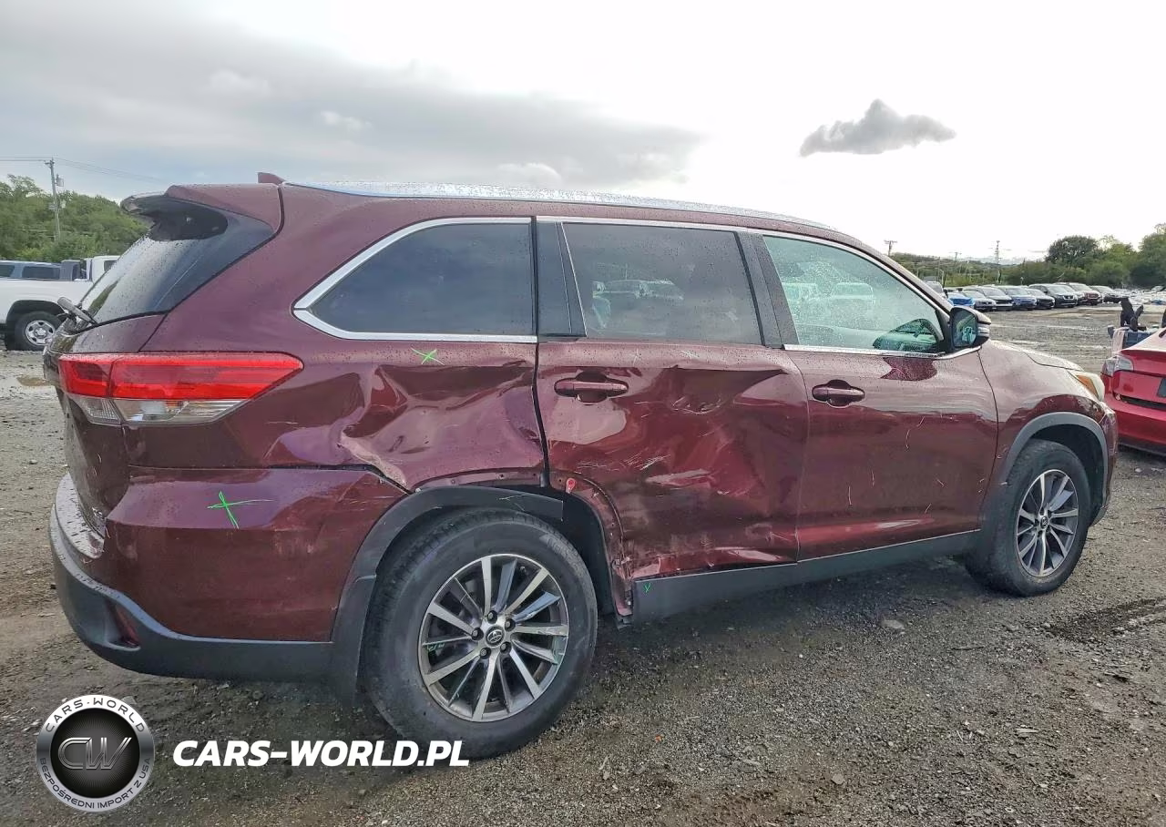 2019 Toyota Highlander Xle VIN:5TDJZRFH3KS945794 - 3