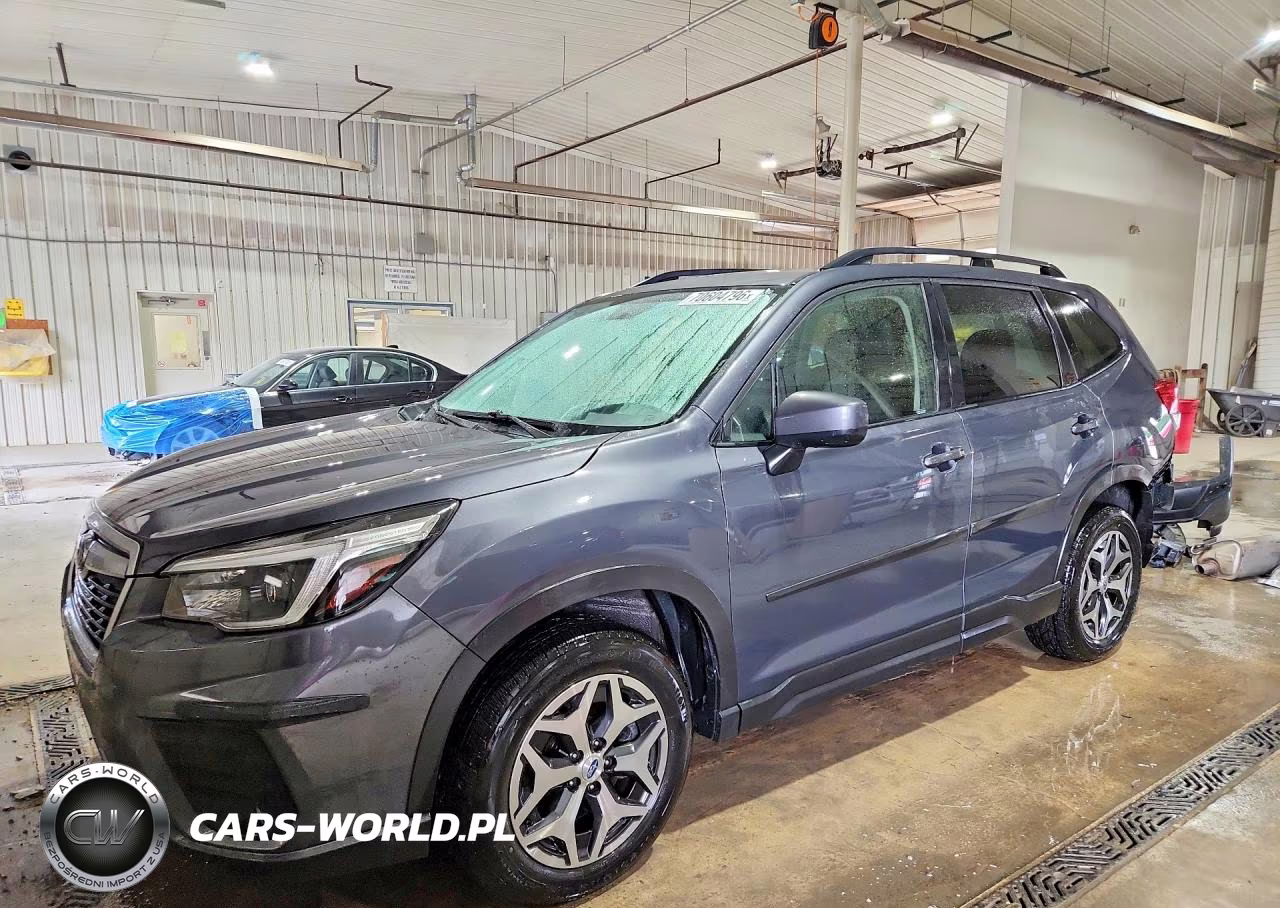 2021 Subaru Forester Premium VIN:JF2SKAJC8MH513295 - 1
