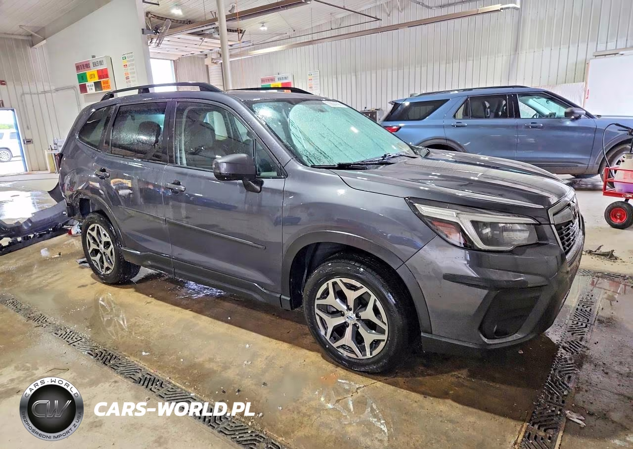 2021 Subaru Forester Premium VIN:JF2SKAJC8MH513295 - 4