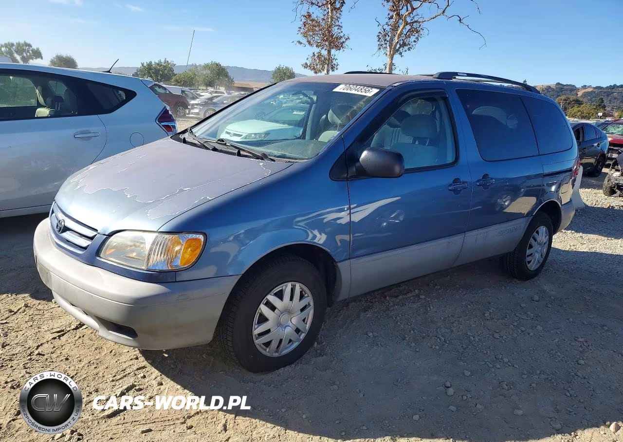 2001 Toyota Sienna Le