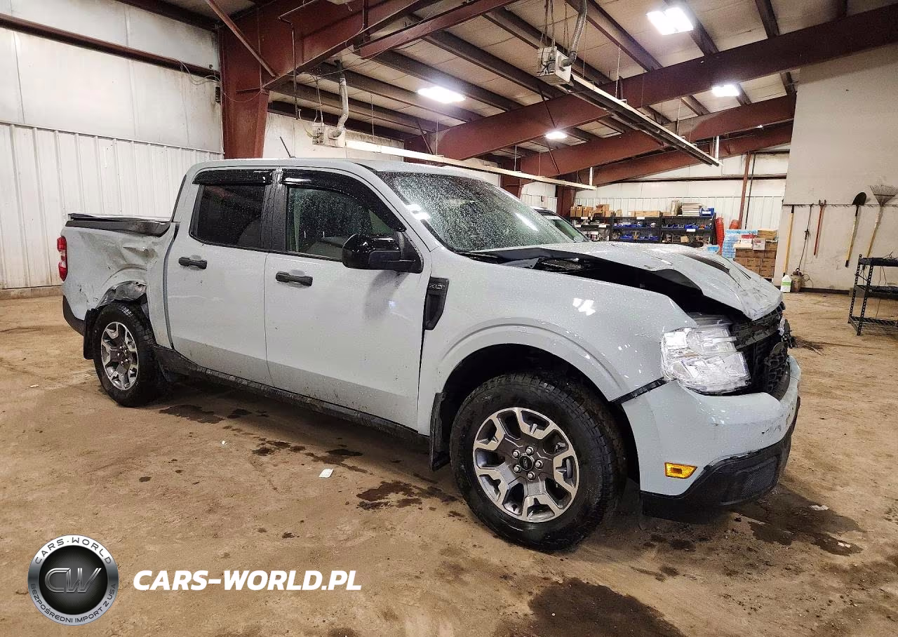 2024 Ford Maverick Xlt VIN:3FTTW8J92RRB60952 - 4