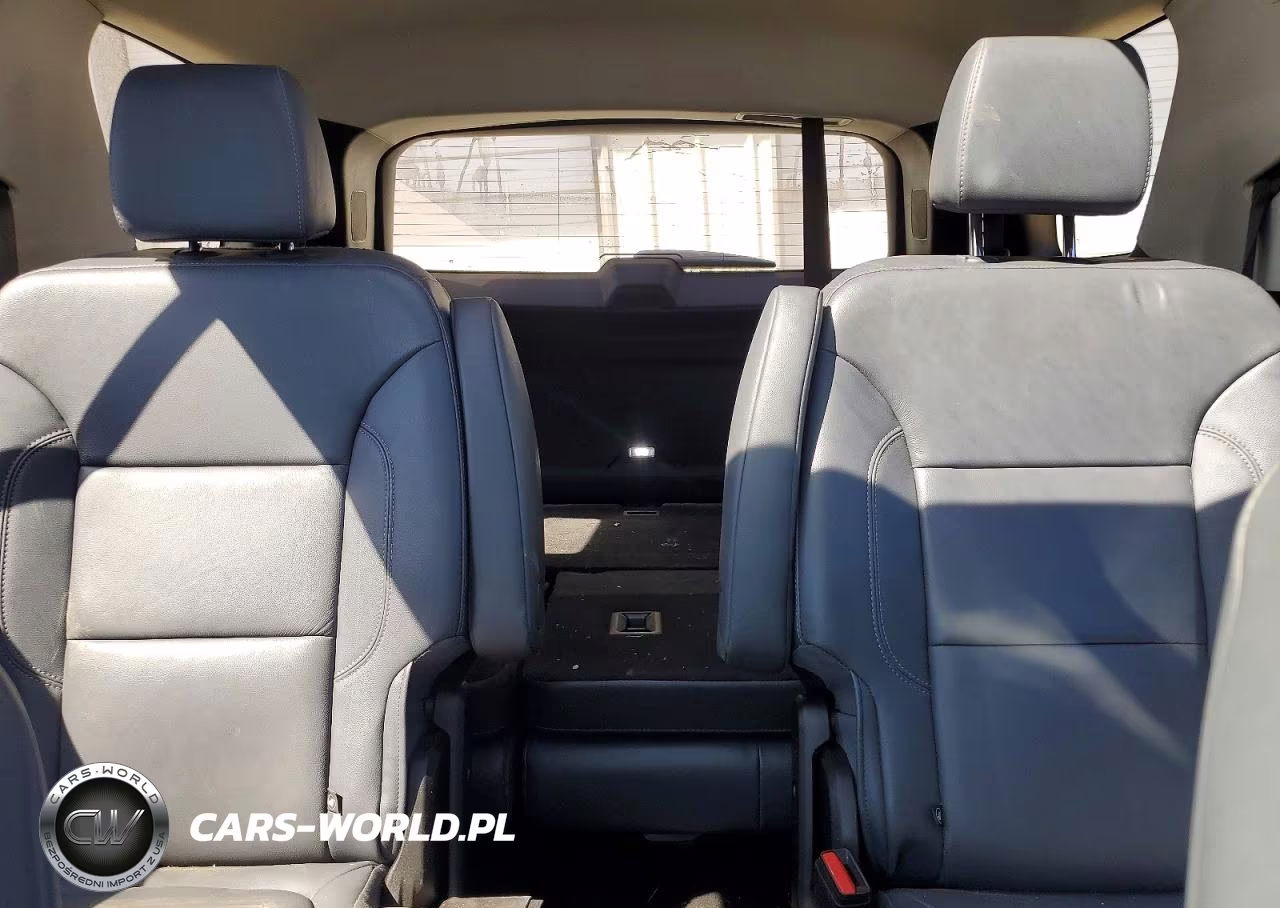 2020 Chevrolet Traverse Lt VIN:1GNEVHKW9LJ175747 - 10