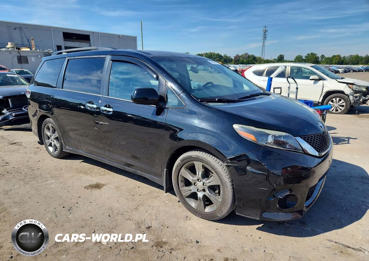 2016 Toyota Sienna Se 8-Passenger VIN:5TDXK3DC5GS696778 - 4