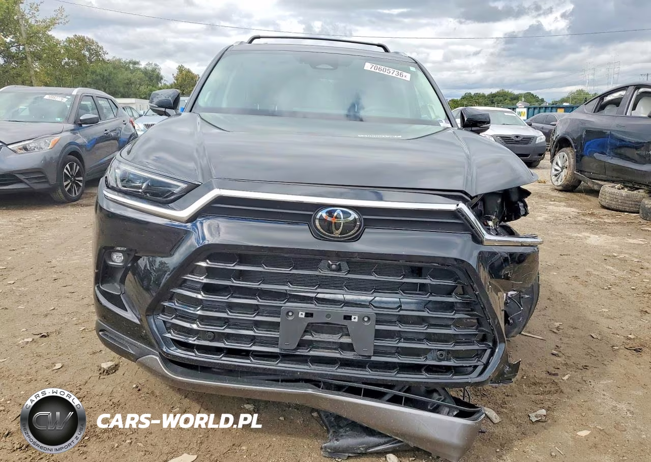 2026 Toyota Grand Highlander Platinum VIN:5TDAAAB50TS130734 - 5