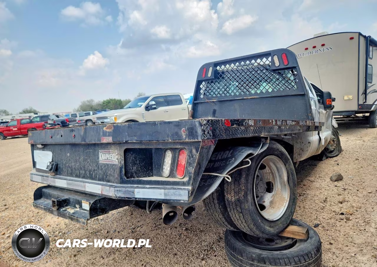 2015 Ford F450 Super Duty VIN:1FD0X4GT3FEA54208 - 3
