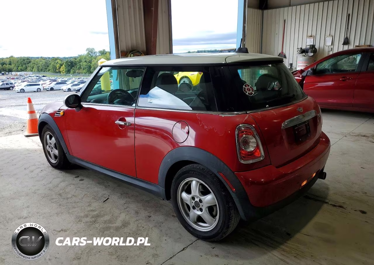 2011 Mini Cooper VIN:WMWSU3C51BT182019 - 2
