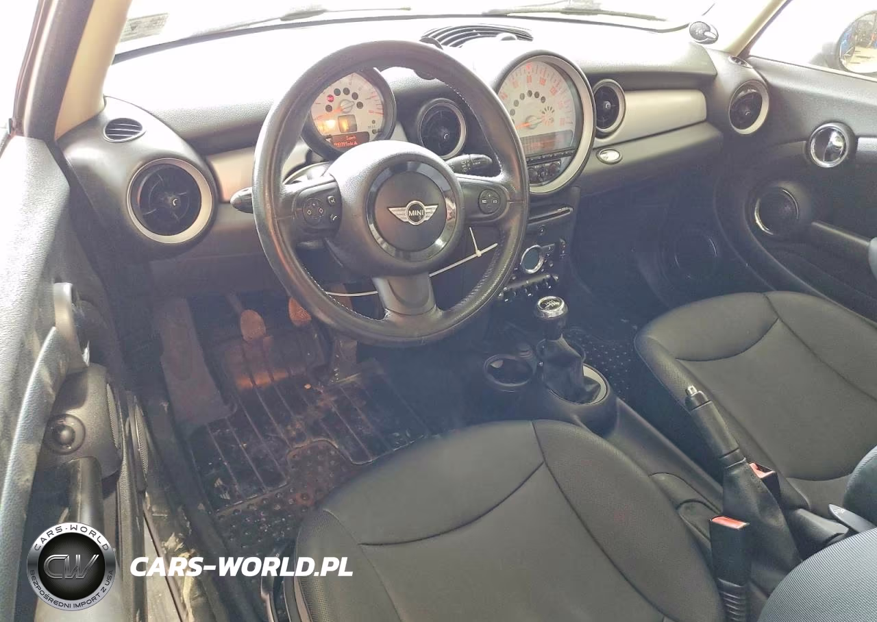 2011 Mini Cooper VIN:WMWSU3C51BT182019 - 8