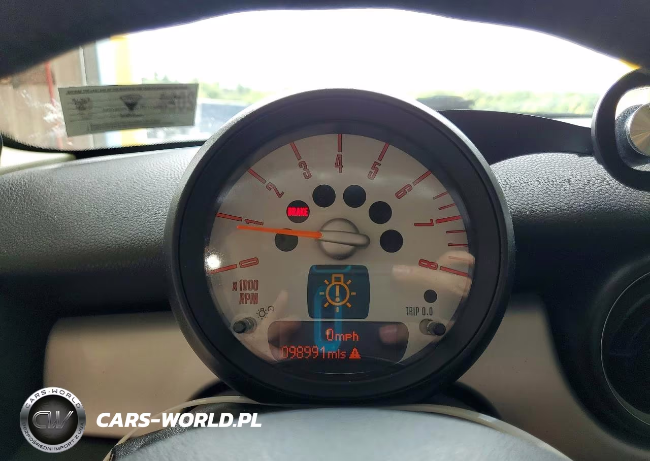 2011 Mini Cooper VIN:WMWSU3C51BT182019 - 9