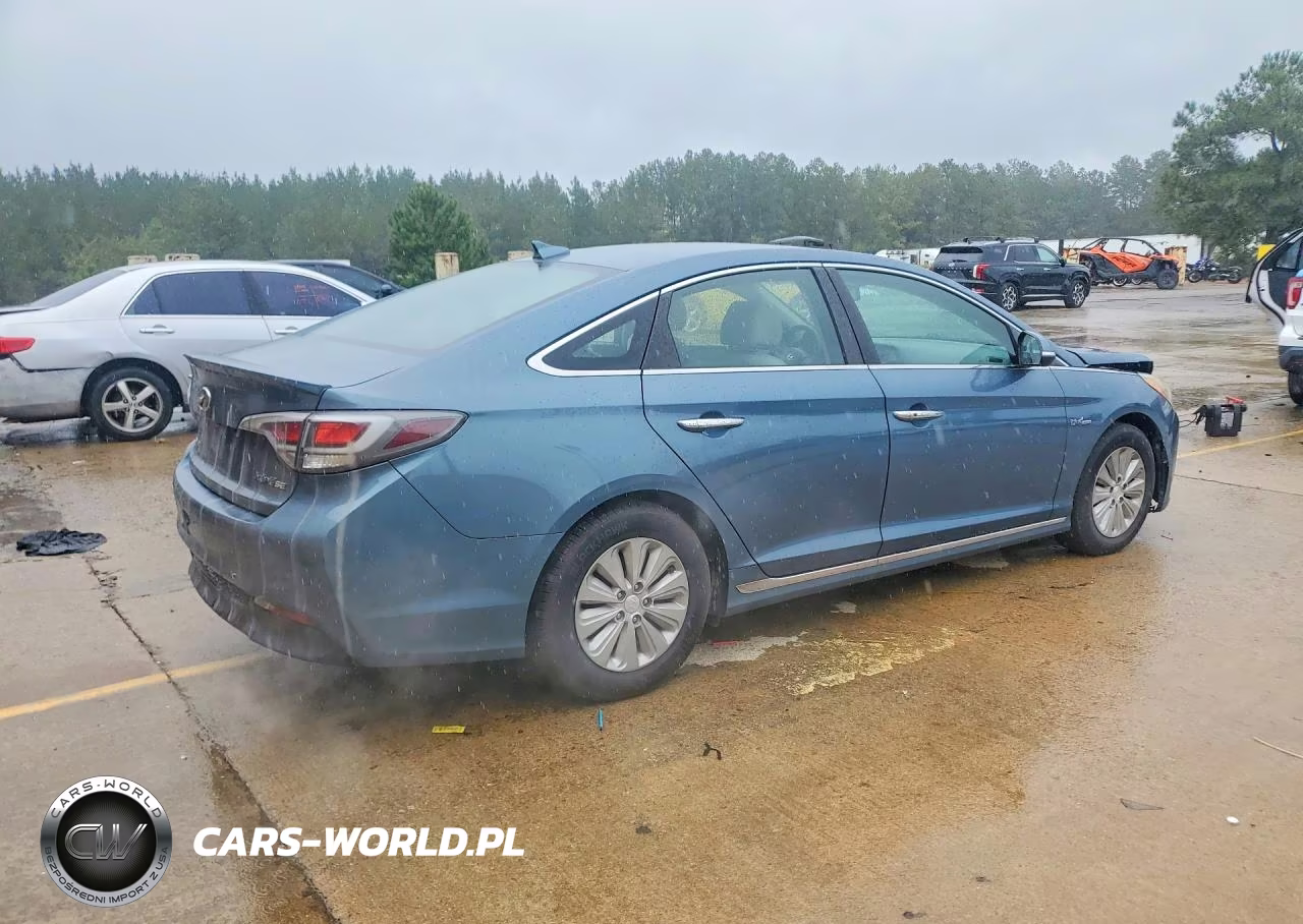 2016 Hyundai Sonata Hybrid Se VIN:KMHE24L17GA036957 - 3