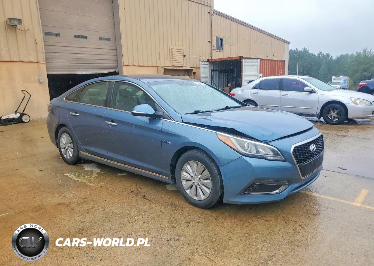 2016 Hyundai Sonata Hybrid Se VIN:KMHE24L17GA036957 - 4
