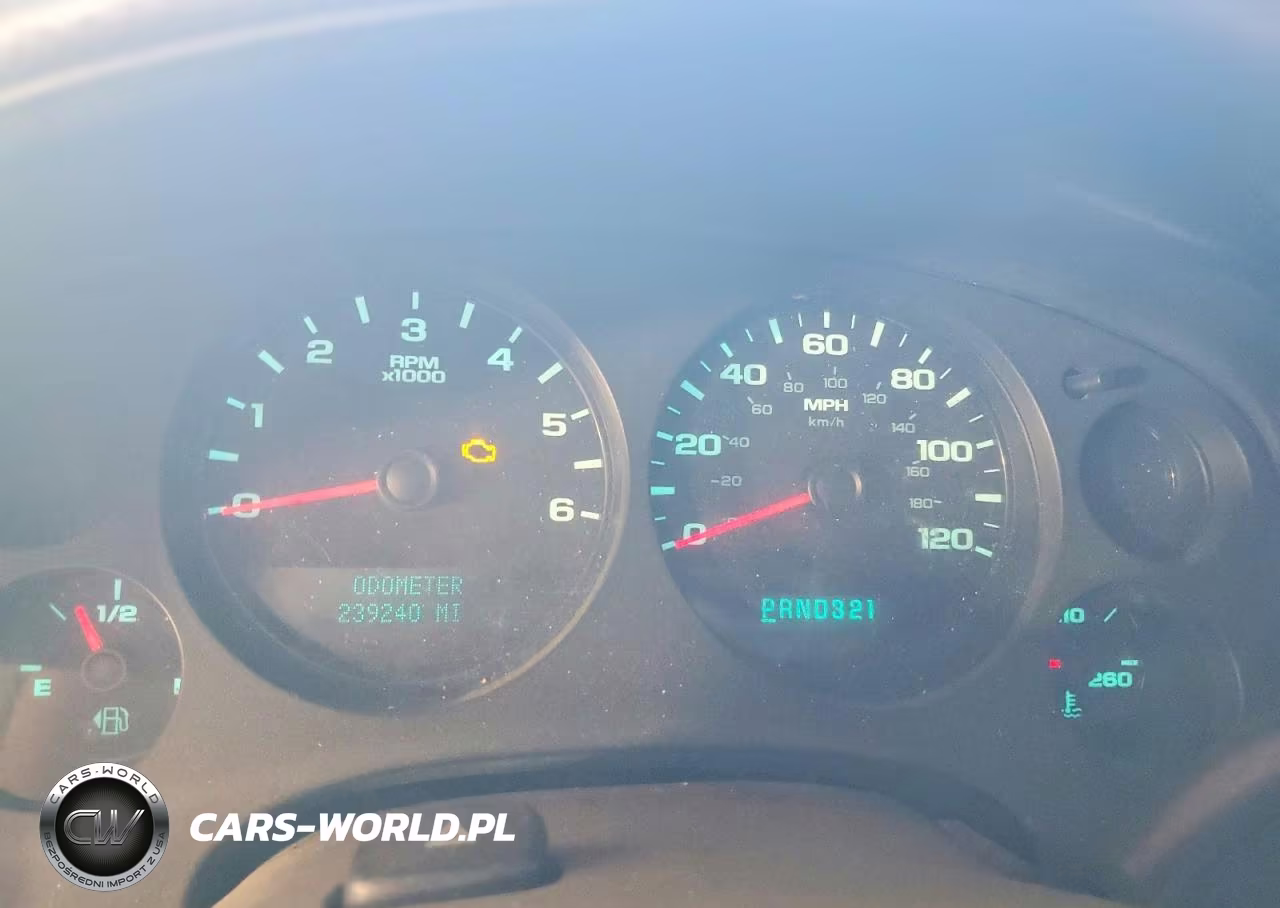 2007 GMC Yukon Xl C1500 VIN:1GKFC16087J198026 - 9