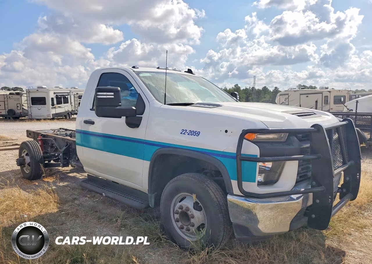 2022 Chevrolet Silverado C3500 VIN:1GB3WRE73NF327135 - 4